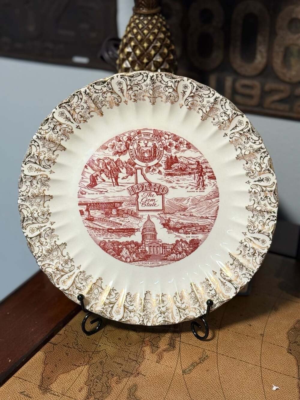 Vintage Idaho Souvenir Collector Plate Red and Gold